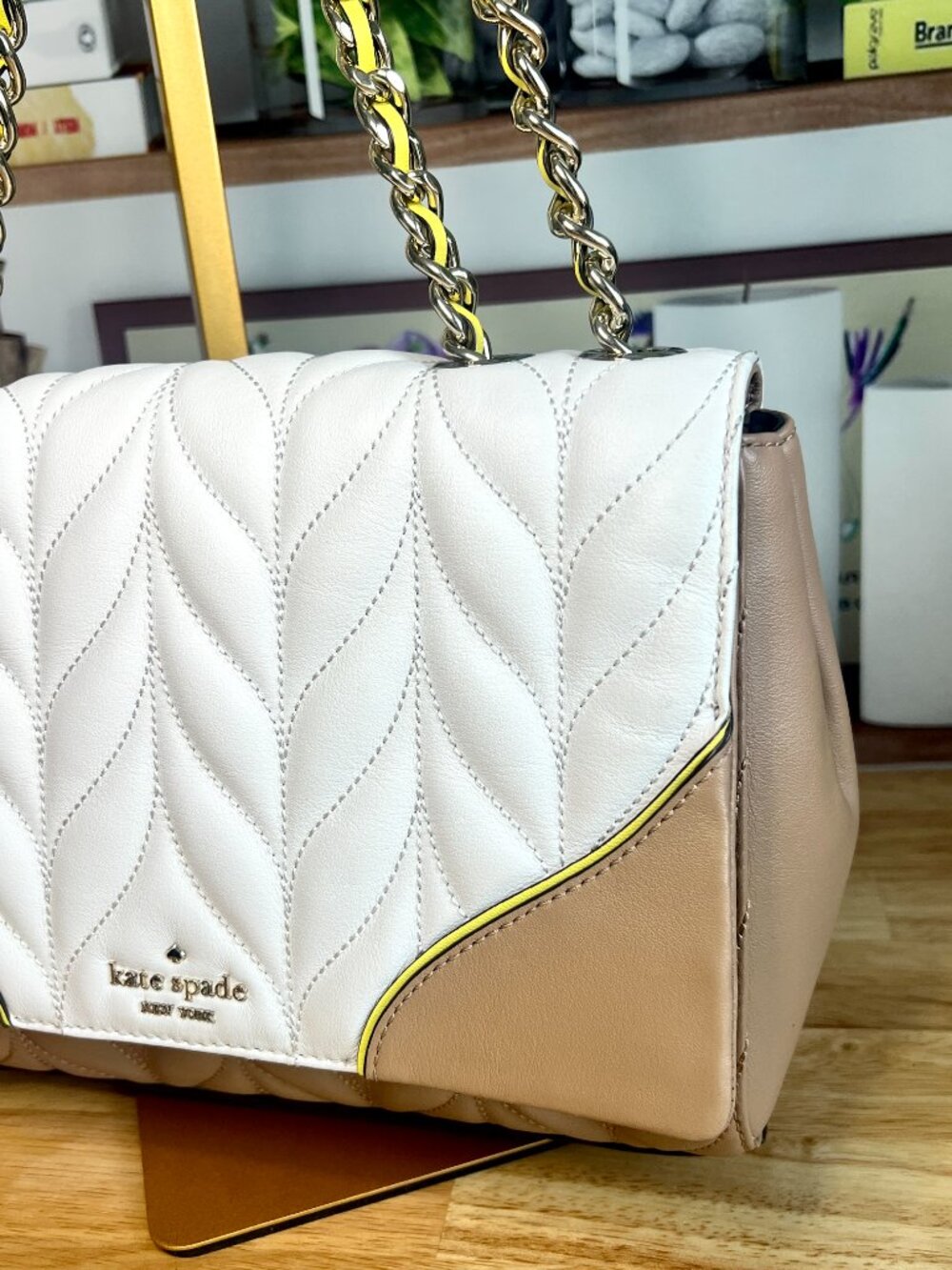 Kate Spade Briar Lane Quilted Emelyn Shoulder Crossbody Bag White Taupe - Picture 4 of 15